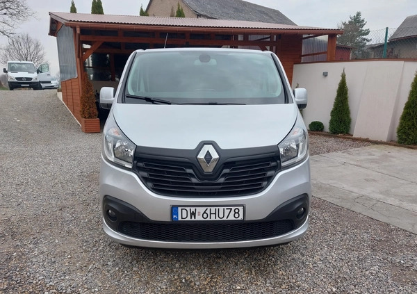 Renault Trafic cena 66900 przebieg: 262000, rok produkcji 2016 z Wolbrom małe 529